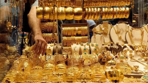 “21 يرتفع من جديد”.. سعر جرام الذهب عيار 21 سعر الذهب اليوم الأحد 22 سبتمبر 2024 في جميع محلات الصاغة المصرية