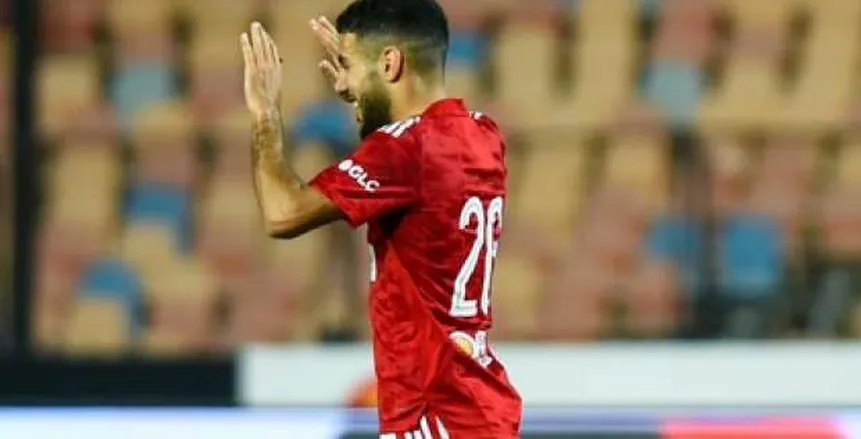 خسارة للأهلي.. ميدو يعلق على قرار عرض أحمد قندوسي للبيع