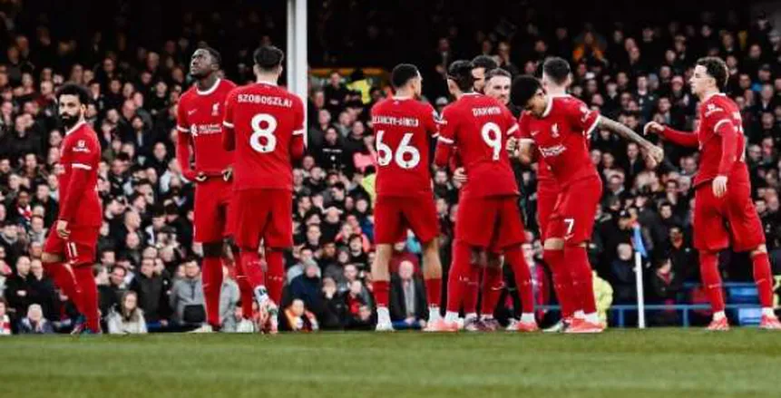 ليفربول يتقدم بهدف على كريستال بالاس في الشوط الأول