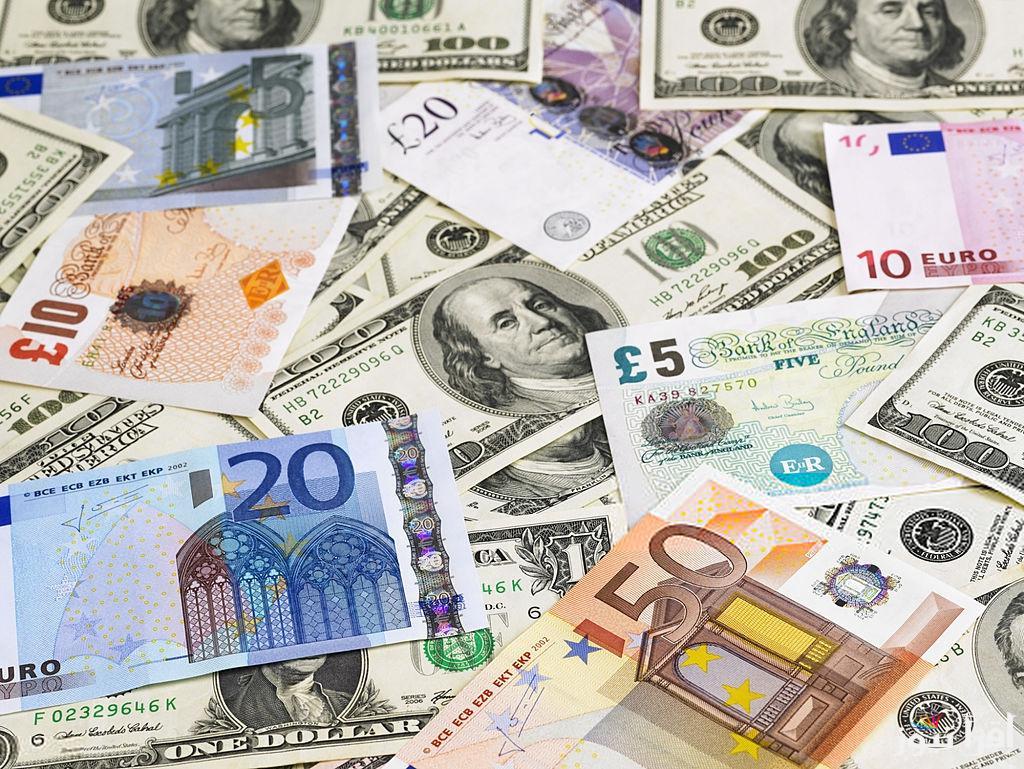 ارتفاع اسعار العملات اليوم في السوق السوداء الجمعة 18 اكتوبر 2024 مقابل الجنية المصري