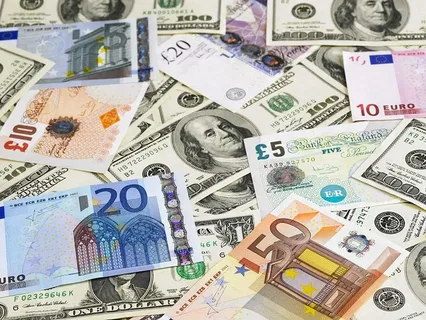 آخر تحديث.. اسعار العملات الاجنبيه اليوم الاحد الموافق 2024/10/20 في السوق السوداء وفي البنك المركزي