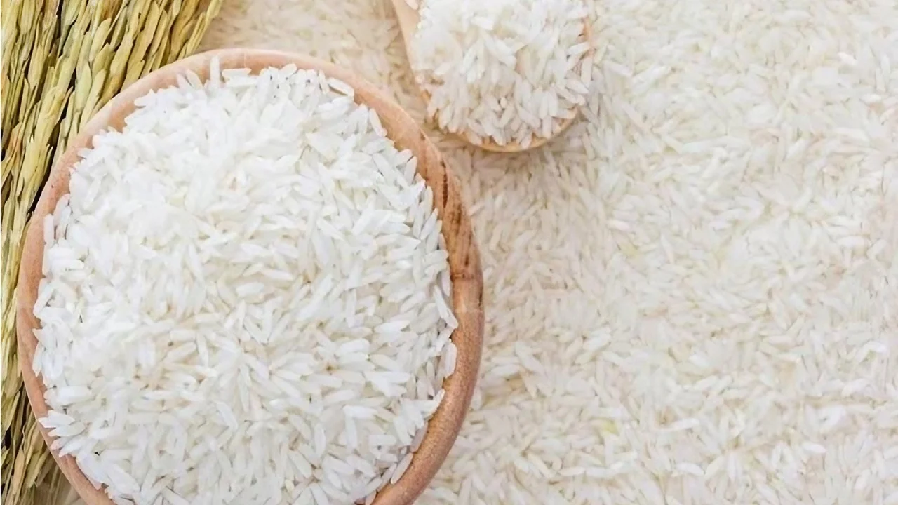 “بكم في السوق” سعر طن الأرز الشعير اليوم الجمعة 1 نوفمبر 2024 للمستهلك في الاسواق والمجمعات الاستهلاكية