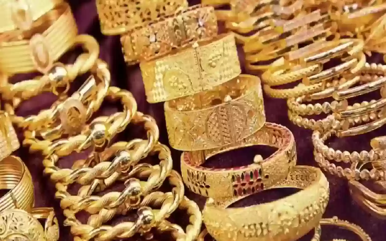 سعر الذهب اليوم عيار 18 و21 بالمصنعية وجميع الأعيرة والسبائك