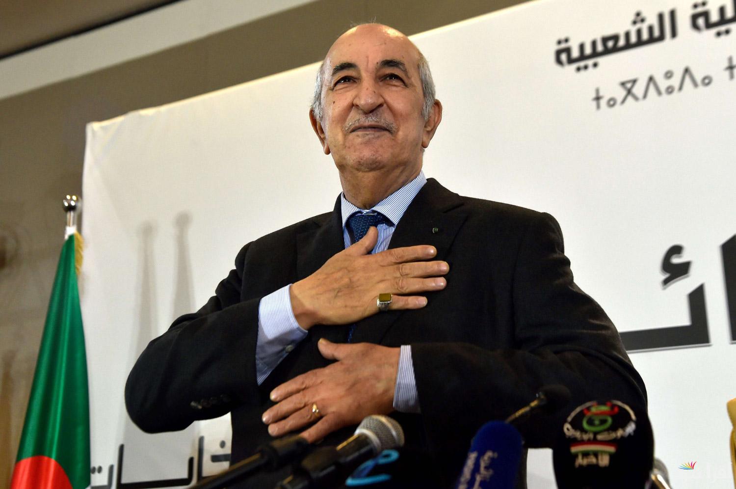 بعد صدور قانون المالية الجزائري 2025 في الجريدة الرسمية حقيقة زيادة رواتب الموظفين والمتقاعدين بقرار رئاسي