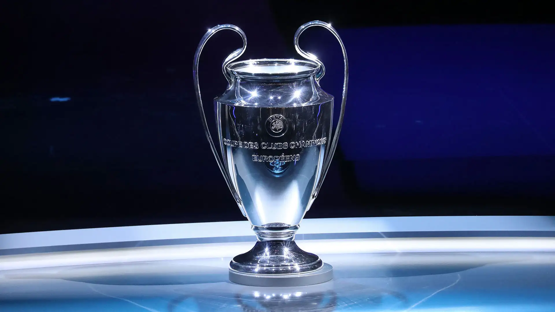 ”3 قنوات مجانية” القنوات الناقلة لمباراة الاهلي وشباب بلوزداد في دوري ابطال افريقيا جــــودة HD