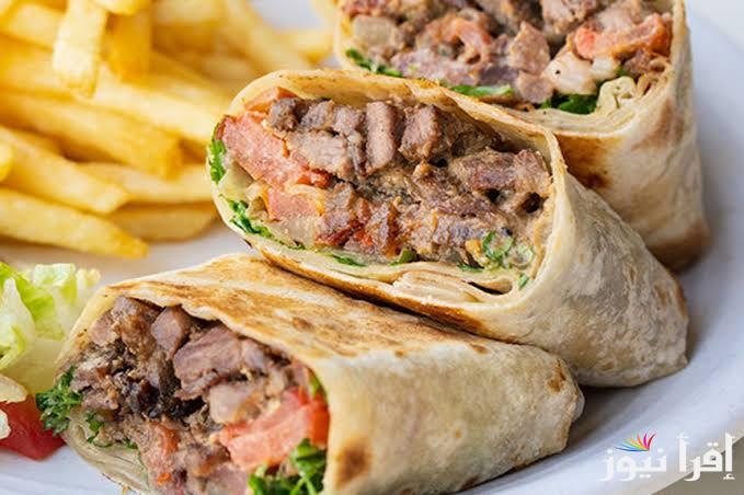 اعمليها مثل المطاعم .. طريقة عمل شاورما اللحم بتتبيلة مميزة وطعم رائع باسهل خطوات