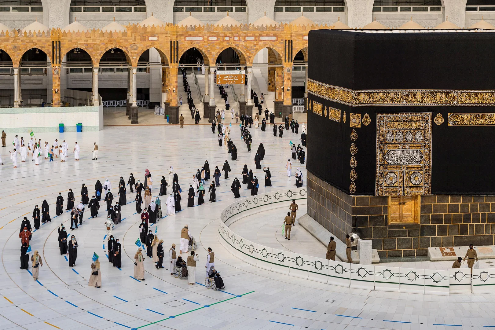 بداية من فبراير .. المملكة تصدر قرارًا بمنع فئة من الأشخاص من إصدار تأشيرة العمرة .. هل أنت من بينهم