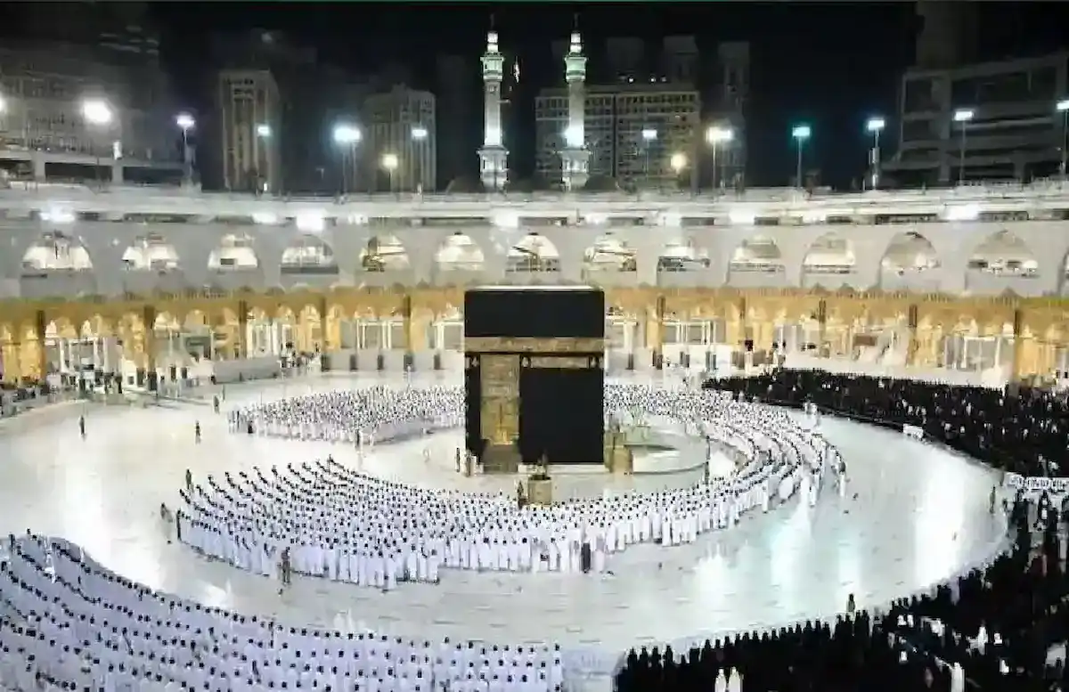 “بالأسماء”جدول أئمة الحرم المكي هذا الأسبوع 1446هـ والمؤذنين والاستماع لأروع التلاوات