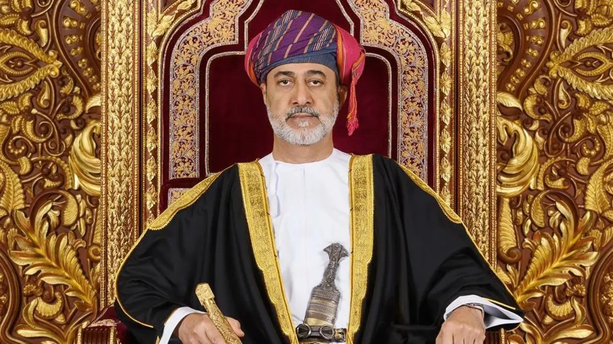 الجيش السلطاني العماني ومفاجأة في حفل التخريج اسم لامع يخطف الأضواء ويثير الجدل