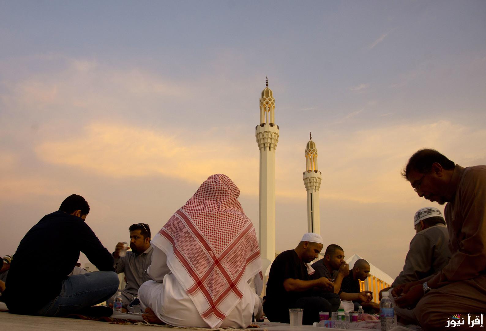 موعد اذان المغرب في السعودية في رمضان.. امساكية رمضان 2025 وموعد اذان الفجر وعدد ساعات الصيام في المملكة