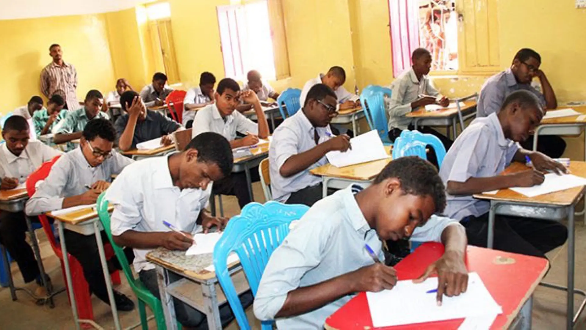 شغال.. رابط نتيجة الشهادة السودانية 2025 برقم الجلوس عبر موقع وزارة التربية والتعليم mohe.gov.sd في كل الولايات