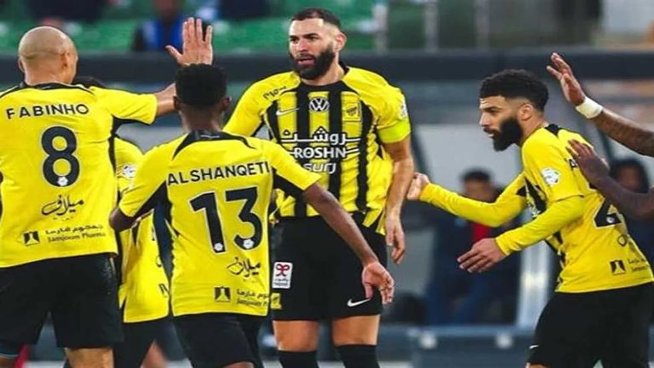 بن زيما أساسي.. تشكيلة الاتحاد ضد الرياض اليوم 13 مارس 2025 بالدوري السعودي للمحترفين
