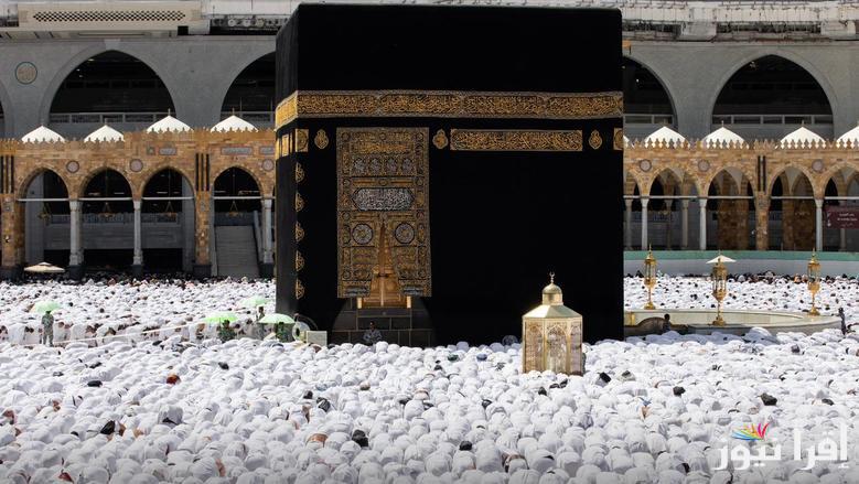 “تعرف على” جدول أئمة الحرم المكي لصلاة التراويح اليوم وامساكية شهر رمضان الكريم في السعودية 2025