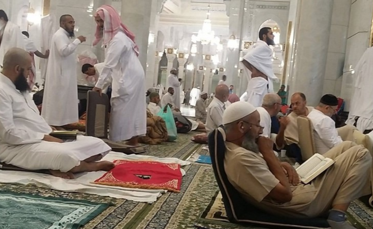 رابط تسجيل الاعتكاف في المسجد الحرام 2025 .. الشروط وخطوات التسجيل