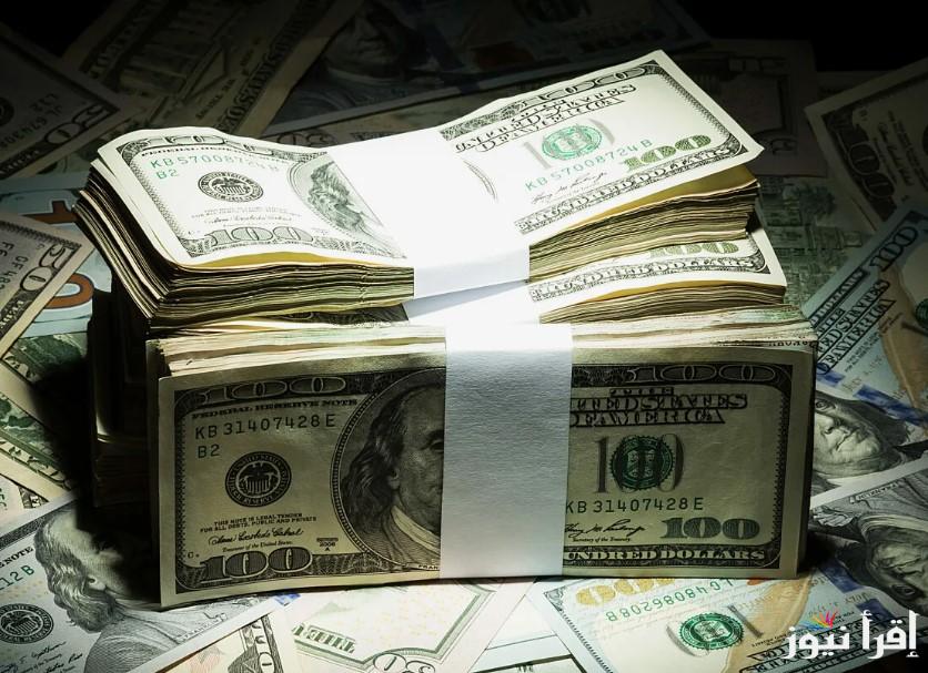 100 من الأخضر بكام؟ سعر الدولار مقابل الجنيه المصري اليوم الاحد 9 مارس 2025 في السوق السوداء والبنوك