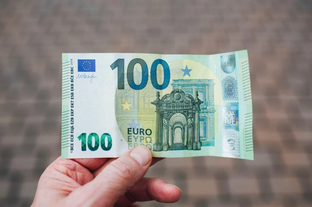 “الاوروبي بكام؟” سعر اليورو في السوق السوداء اليوم الجمعة 28 مارس 2025 تبعاً للتعاملات الأخيرة