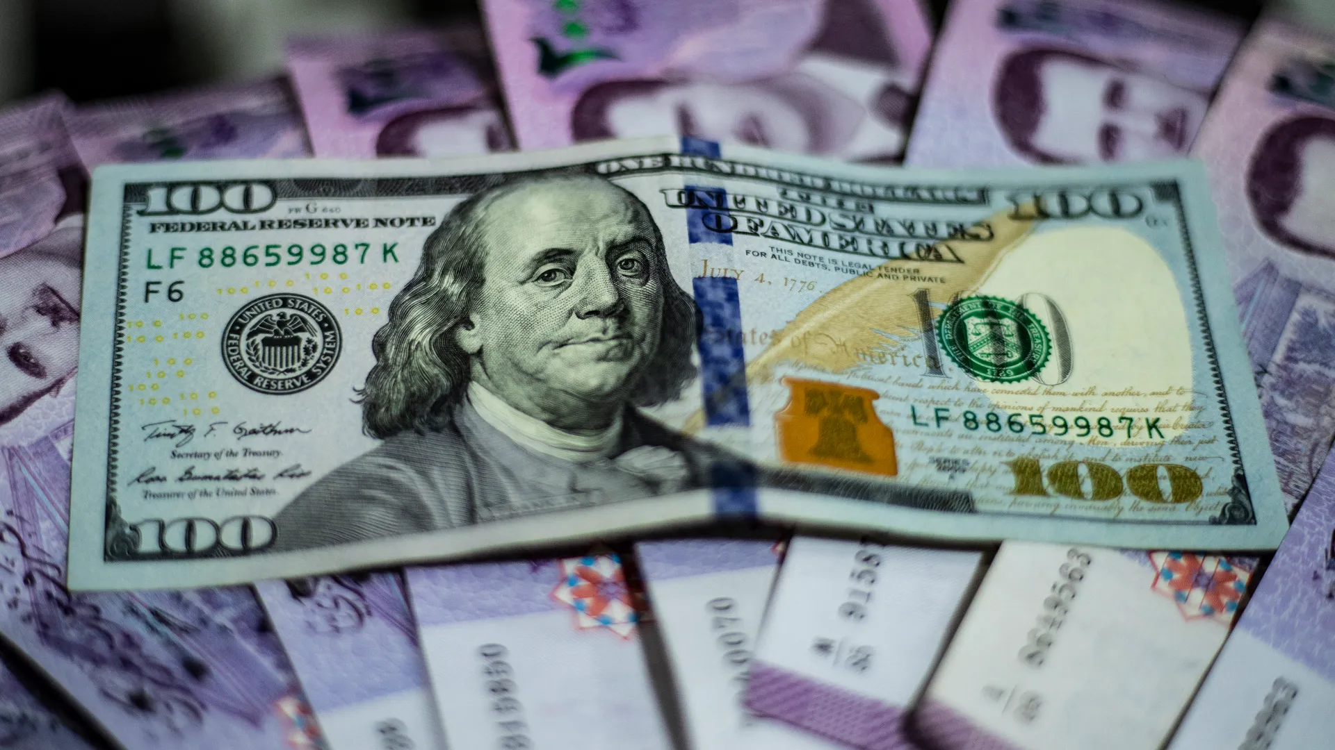 سعر الدولار مقابل الليرة السورية اليوم الأحد 20 أبريل 2025 تابع التحديثات لحظة بلحظة