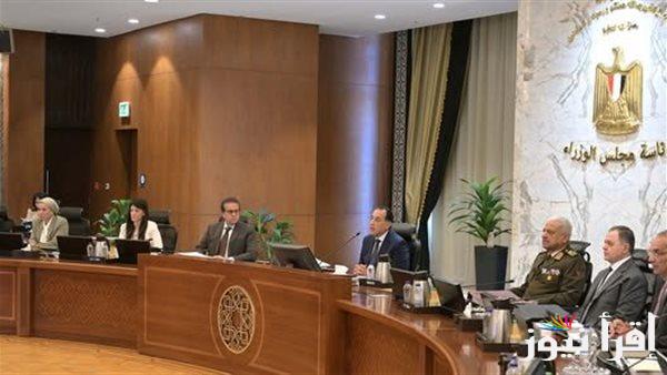 الحكومة تعرض تحسين التعليم من خلال مناهج جديدة وتخصصات تكنولوجية