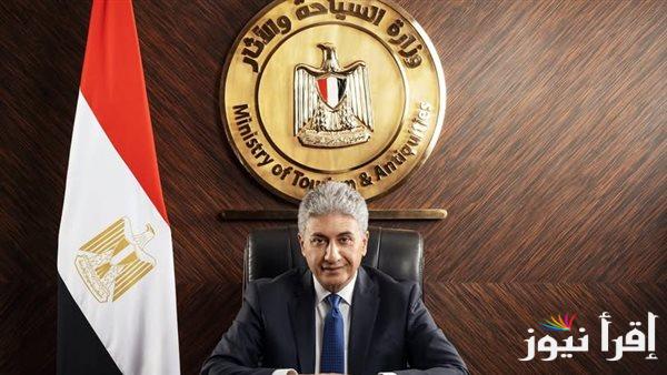 وزير السياحة والآثار يسافر إلى دبي للمشاركة في معرض سوق السفر العربي 2025