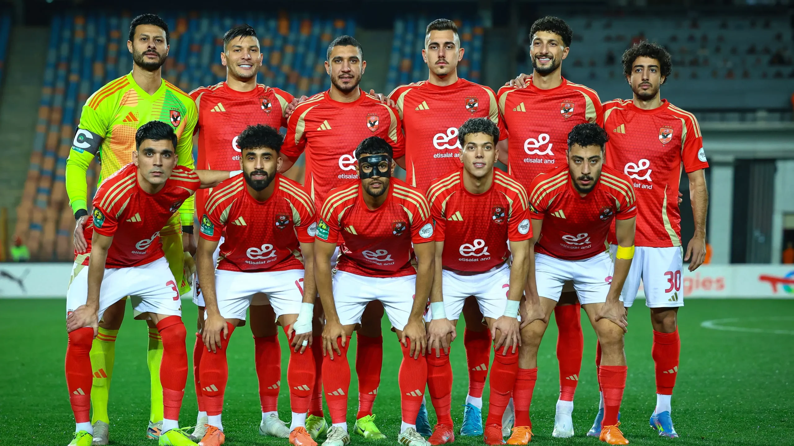الساعه كم .. موعد مباراه الاهلي وصن داونز نصف نهائي دوري أبطال أفريقيا 2025 والقنوات الناقلة